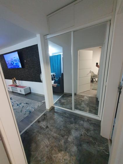 400euro/luna, 2 camere open space + loc parcare, Rediu Complex Select Residence