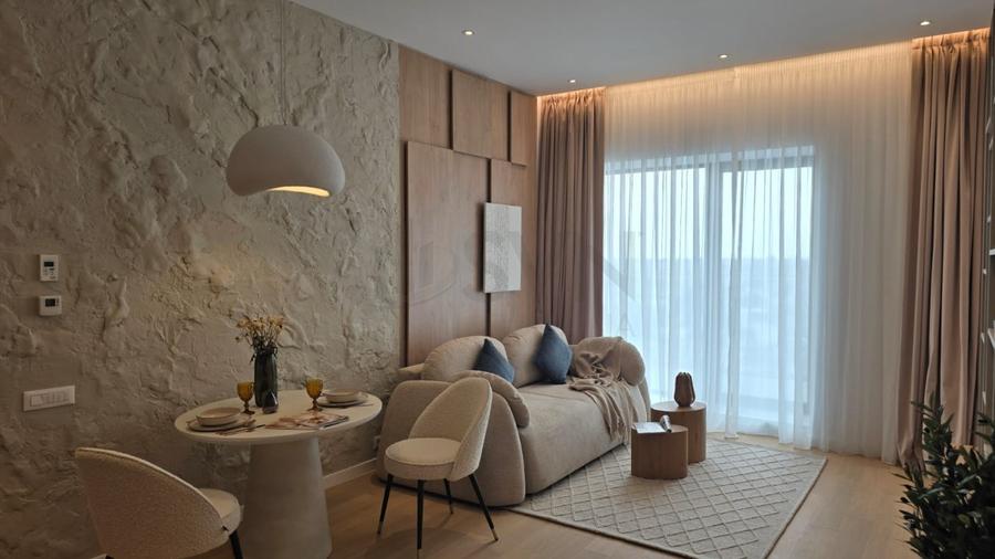 REA1020985 Apartament cu 2 Camere cu loc de parcare
