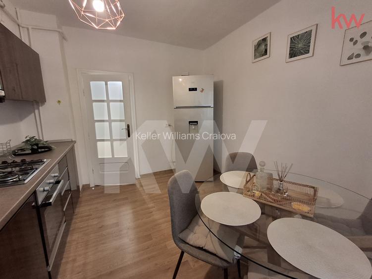 Apartament 3 camere de închiriat - Calea București - 5