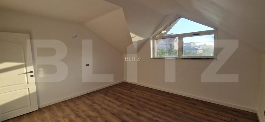 Vila D+P+M, 149.10 mp utili, 393 mp teren, zona Lapus - 10