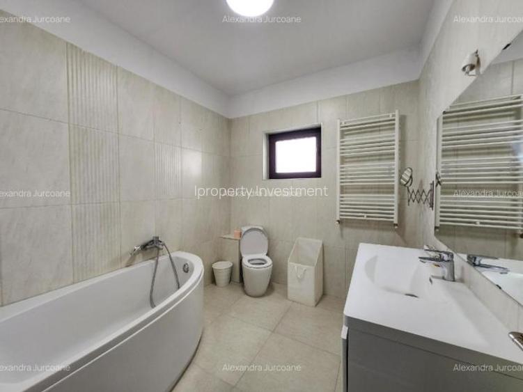 Închiriere Casă 5 camere în DOBROESTI, 5 camere, 4 dormitoare, curte - 10