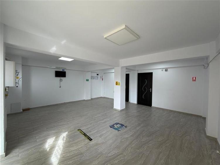 Spatiu Comercial 60 mp Visan