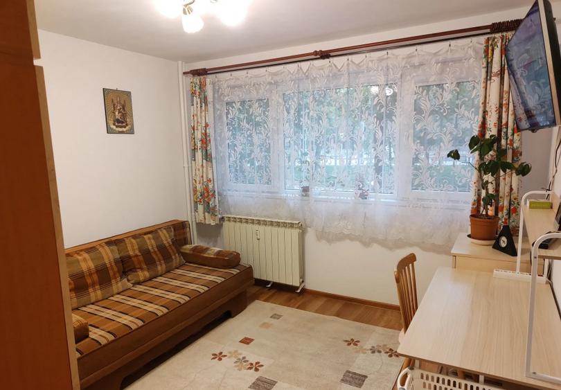 Apartament 2 camere decomandat bloc reabilitat de 4 etaje Parc Drumul Taberei
