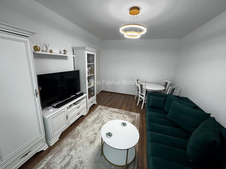 Vând apartament cu două camere, decomandat, în complex Contemporan, Păcurari. - 7