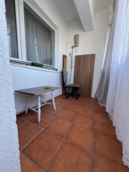 Apartament 3 camere decomandat - renovat - doua bai - mobilat - Dacia - bloc pe cadre