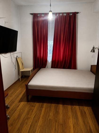 Apartament de 2 camere, semidecomandat, 53mp + terasa, zona Andrei Mureșanu