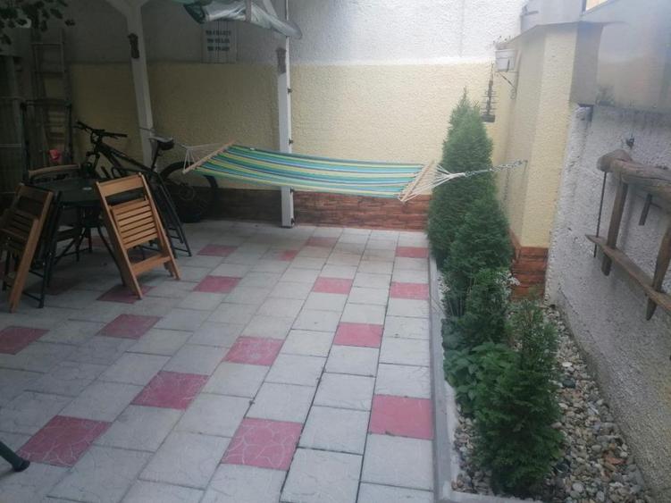 Vand casa tip duplex