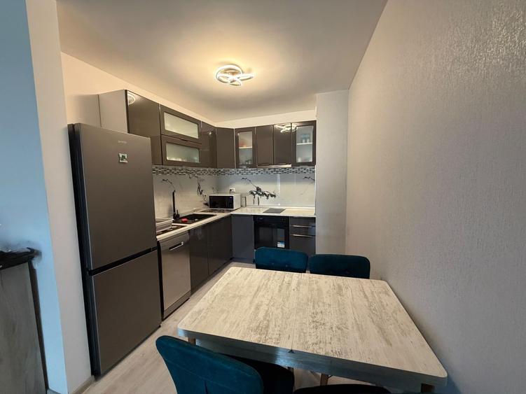 Apartament de inchiriat | 2 camere | Central | Parcare