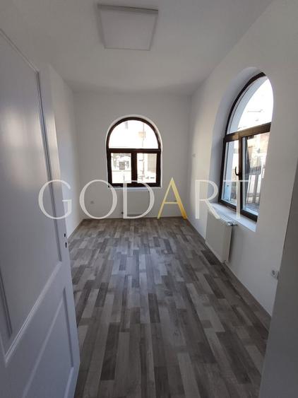 Casă renovată complet în 2023 | Zona centrala | 4 camere