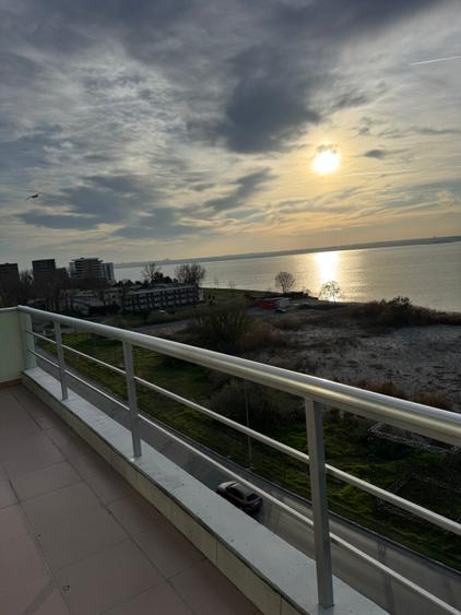 Penthouse spectaculos în Mamaia Summerland