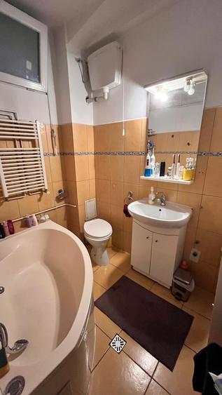 3 camere spațioase în centrul Bucureștiului, 3 balcoane, ideal investiție
