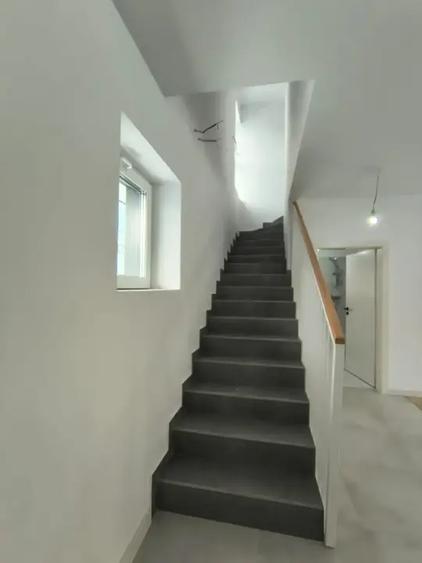 Apartament 4 camere | grădină proprie