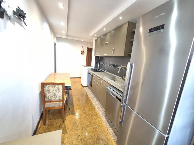 Inchiriere Apartament 2 Camere decomandat zona Centrul Civic CEC - 23