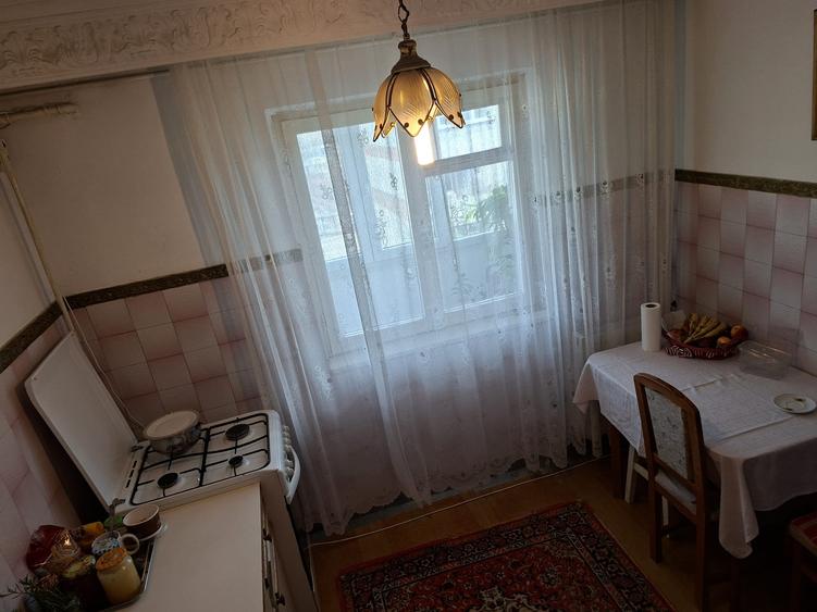 2 camere Popa Șapcă , Decomandat / Centrală , Amplasament DEOSEBIT !