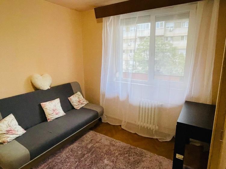 Ocazie. Apartament 3 camere decomandat ultracentral Bb. Magheru Oradea