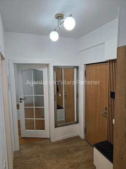 2 camere UltraCentral Pitești , mobilat / utilat / GARAJ ! - 20