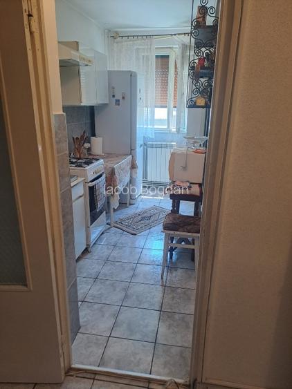 Vând apartament cu 2 camere ultracentral  - 6