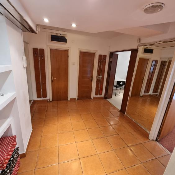 UNIRII BULEVARD ZONA LUCIAN BLAGA AP 2 CAM DECOMANDAT, SPATIOS 65MP