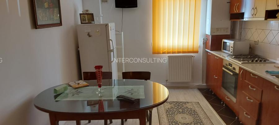 Apartament ultracentral renovat si utilat - centrala termica proprie - 2