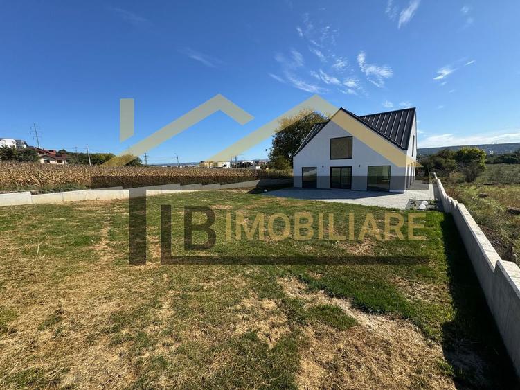 Casa individuala 4 camere, 181 mp utili, teren 822mp, zona Unirii