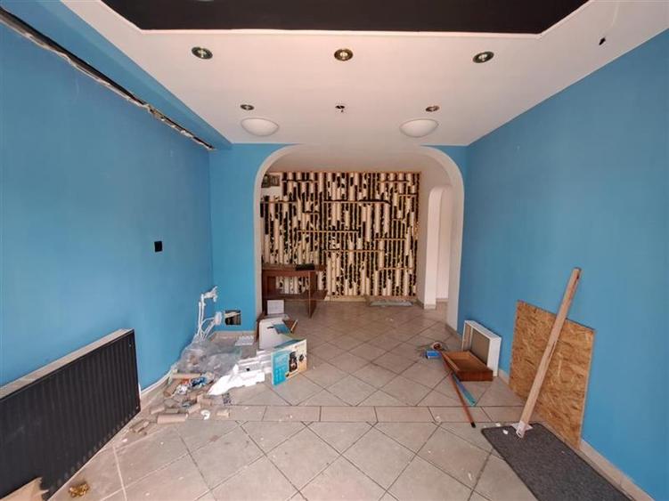 Spatiu comercial, 50 mp utili, situat in cartierul Manastur!
