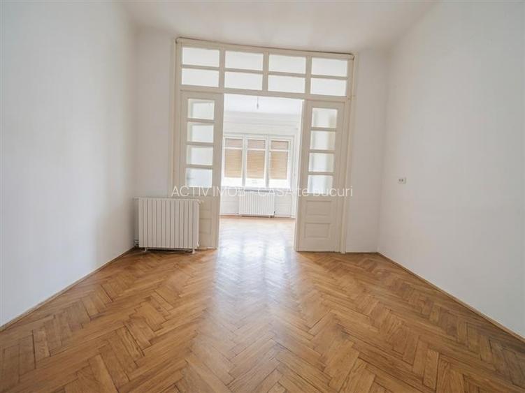 Apartament ultracentral 72 mp - etaj 1- boxa 25 mp