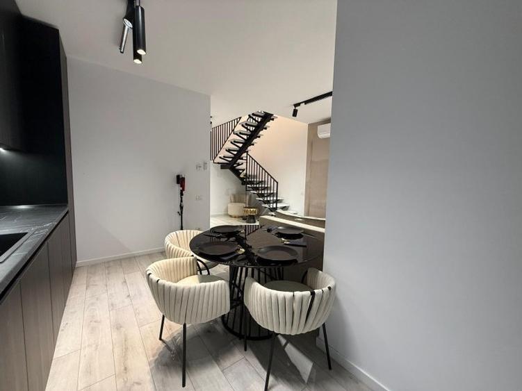 Duplex parc Herastrau loc de parcare inclus si terasa