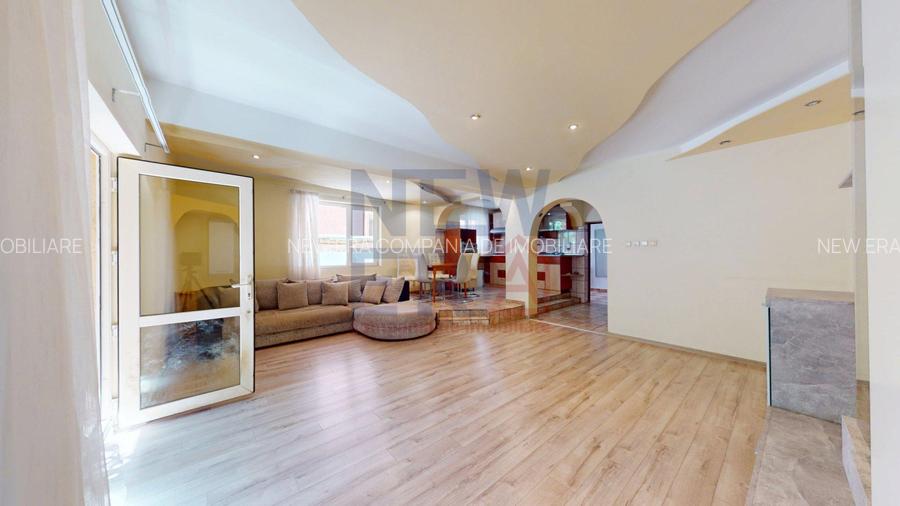 Vila cu 8 camere de vanzare  / teren 840 mp.  -  Prelungirea Ghencea - 3