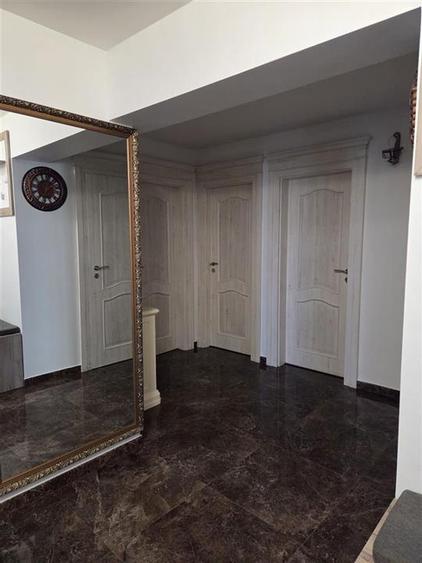 Apartament 3 camere zona Nicolina