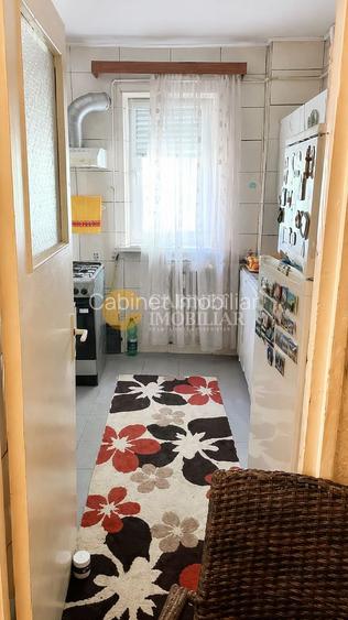 2 Camere - Decomandat - FARA RISC - Vis-a-vis de Flux non-stop Tatarasi - 4