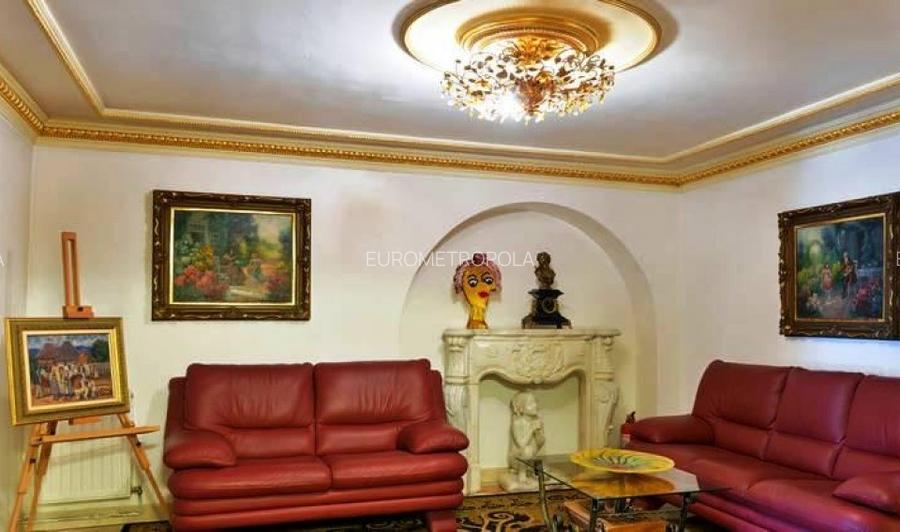 Proprietate impozanta Piata Romana - 5