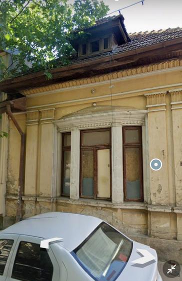 Vanzare casa veche de 288 mp si 440 mp teren in centrul Bucuresti