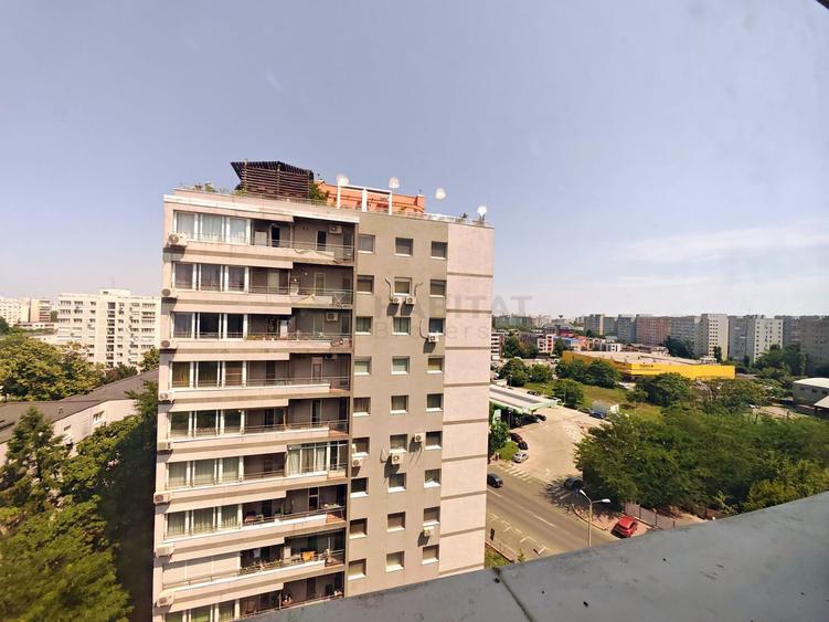 Apartament cu trei camere in inima cartierului Titan