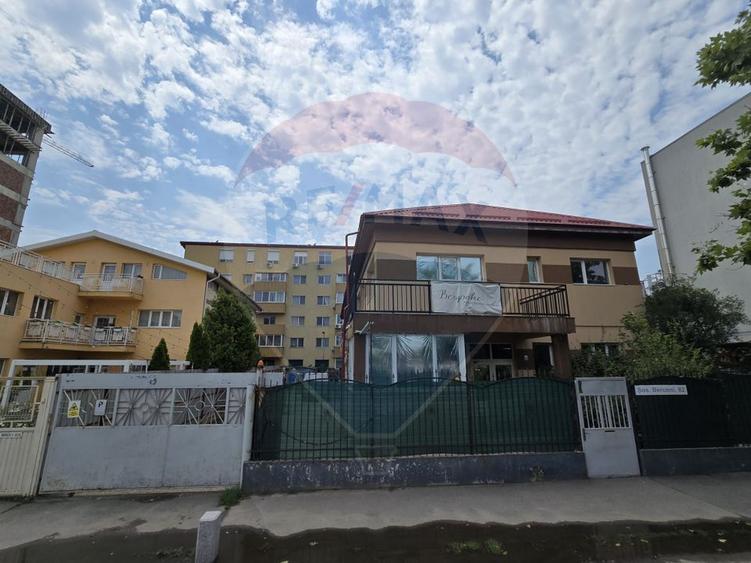 Spațiu comercial de 600mp de închiriat în zona Aparatorii Patriei
