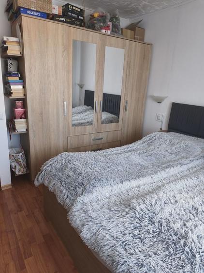 Apartament 3 camere zona Astra - Planete