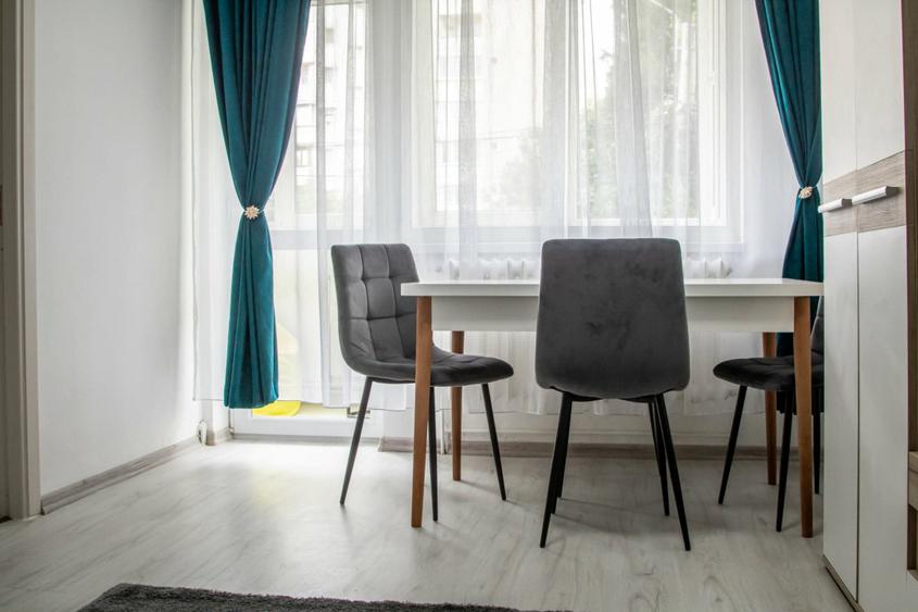 Garsoniera moderna de inchiriat, etaj 1 - Bdul Transilvaniei