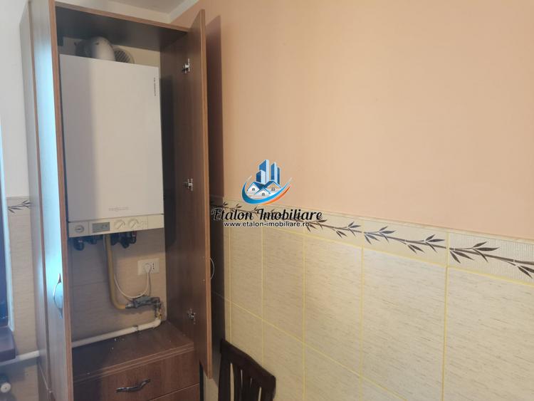 Apartament 3 camere, ultracentral, 2 balcoane, Piatra Neamt