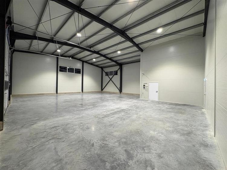 RECO Hala industriala + birouri de inchiriat centura Oradea