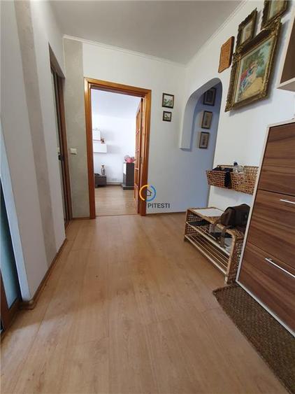 Vânzare apartament 4 camere Trivale