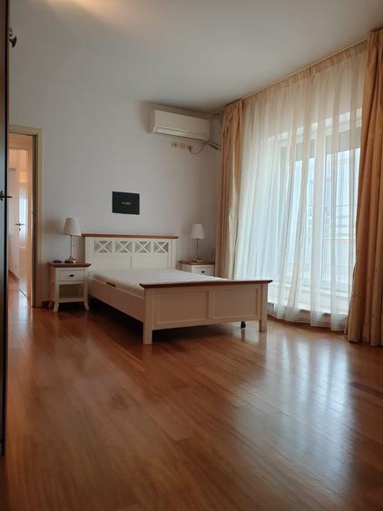 Vanzare apartament penthouse Gradina Icoanei