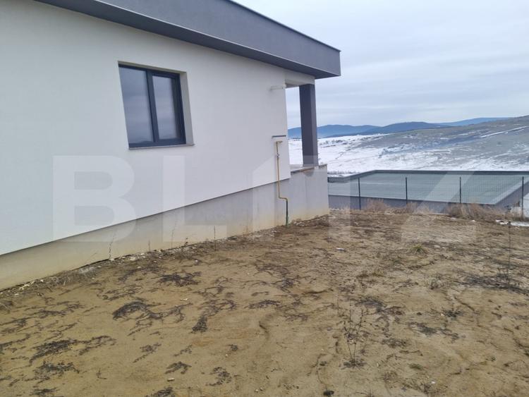 Casă nouă cu priveliște, 4 camere, zonă liniștită