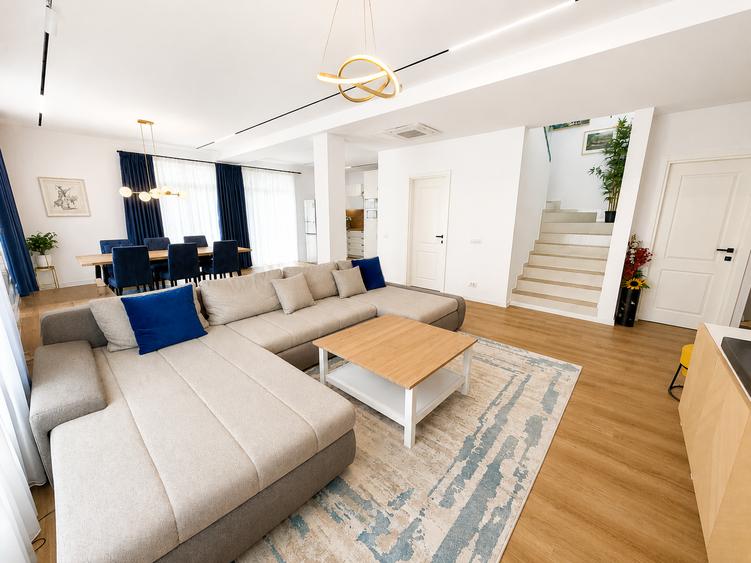Vila individuala de vanzare 4 camere zona Tunari