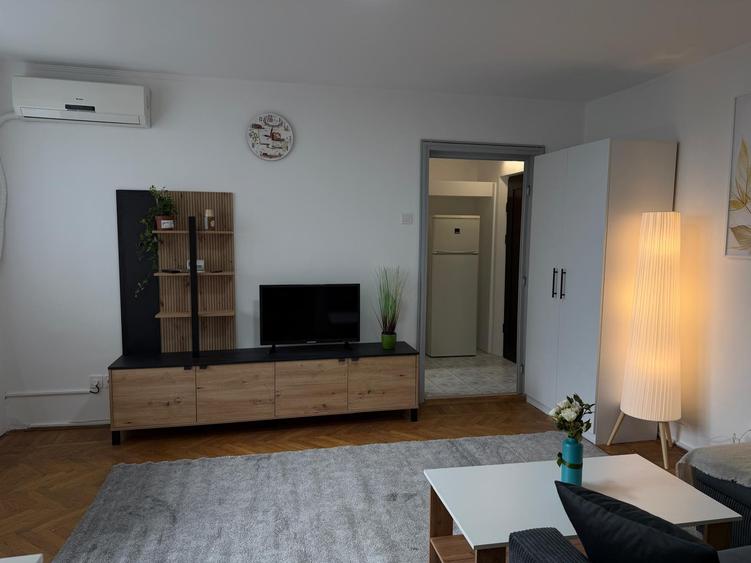 Stefan cel Mare- 2 camere - plata in rate sau schimb