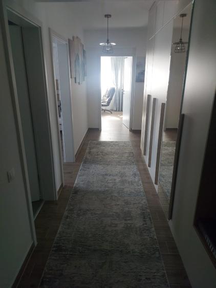 Apartament 3 camere Coresi(la 2 min)