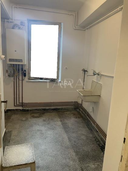 Apartament ultracentral– 37 mp, bloc cu lift. - 4
