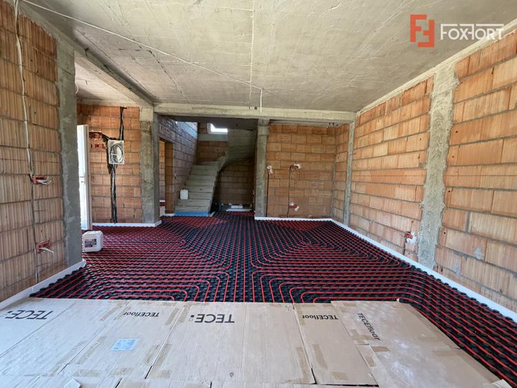Casa individuala 4 camere, cu toate utilitatile, la cheie - Sanandrei