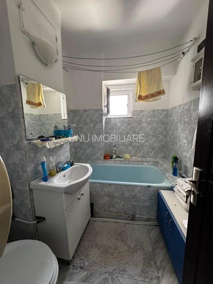Esplanada Oancea-3 Camere Decomandat 82mp-doua bai-doua balcoane-bloc 90' - 8