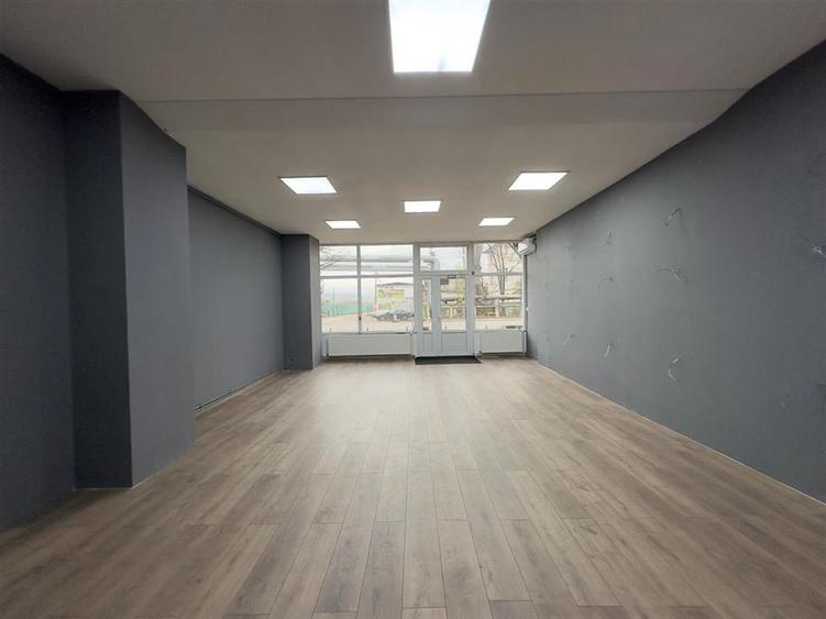 Spatiu comercial str. Bucium, zona Carrefour Felicia, 78mp