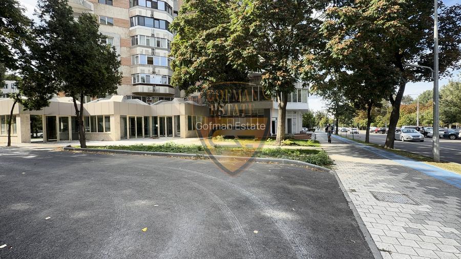 Spațiu Comercial Nou Renovat, Bd. Tomis, Zona Centrală 428 mp + Terasă 158 mp - 2