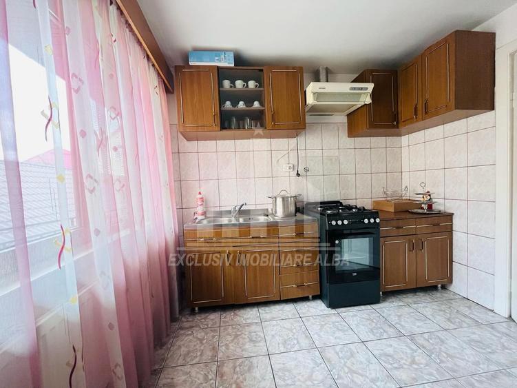 Apartament cu 3 camere | De inchiriat | 60 mp | Mobilat | Tolstoi